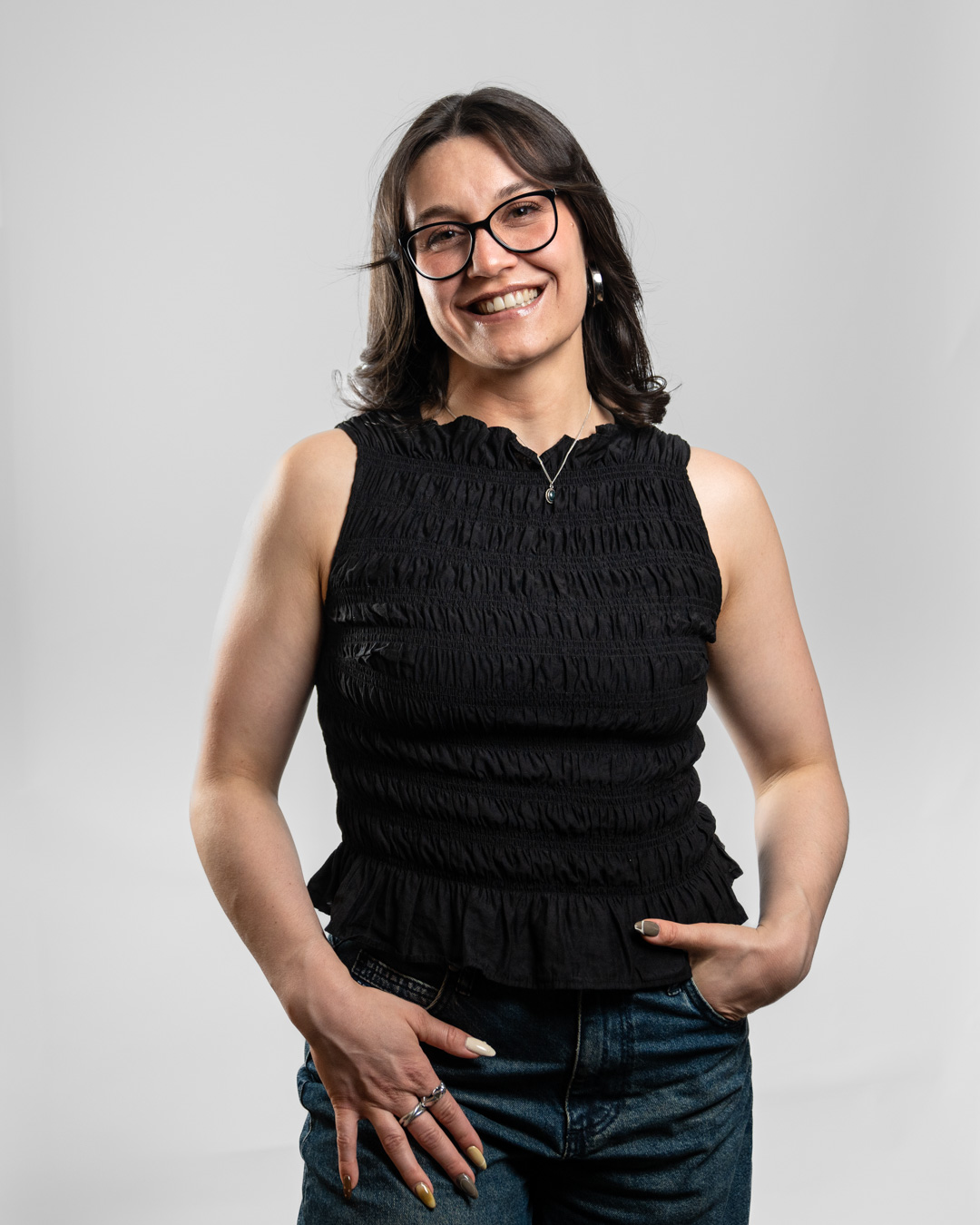 Vallery Ritter posiert für ein Portraitfoto