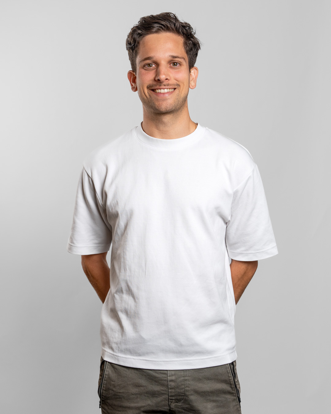 Valentin Schmid posiert für ein Portraitfoto
