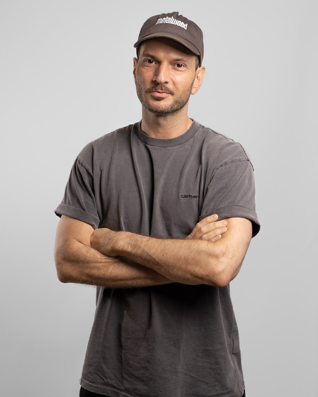 Max Heinen posiert für ein Portraitfoto